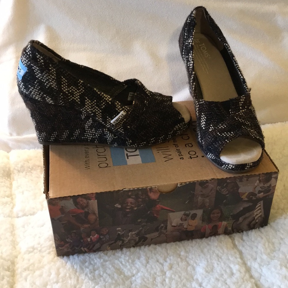 Toms Houndstooth Wedges